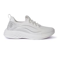 حذاء نسائي من باتونيا - أبيض