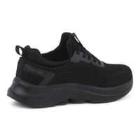 حذاء نسائي رياضي من باتونيا