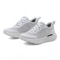 حذاء نسائي رياضي من باتونيا