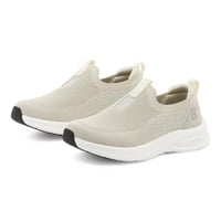 حذاء نسائي رياضي من باتونيا