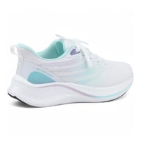 حذاء نسائي رياضي من باتونيا