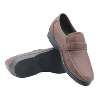 حذاء رسمي مخرمة بمشد بتوكة معدنية - جملي