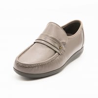 حذاء سادة مطرز بالخيط رسمي برباط وتوكة - رمادي