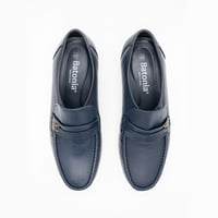 حذاء سادة جلد طبيعي برباط وتوكة ذهبية - أزرق غامق