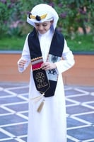 وشاح التأسيس مع تطريز الاسم للاطفال والكبار