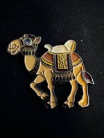 ملصق معدني جمل كول