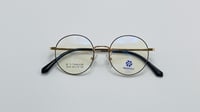 نظاره طبية دائرية من التيتانيوم اللون ذهبي أسود رق...