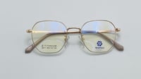 نظاره طبية هندسية من التيتانيوم اللون ذهبي رقم الم...
