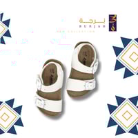 صندل جلد للمواليد والأطفال