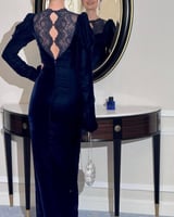 فستان نيلي مخمل