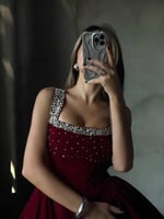 فستان الغنوجات قصير