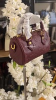 شنطة LV عنابي 16cm