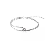 سوار فضي أنيق