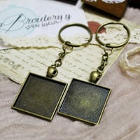 ميدالية مربع