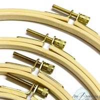 طارات تطريز خشب البامبو ذهبي