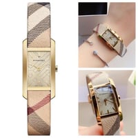 ساعة بربري ذهبي نسائي