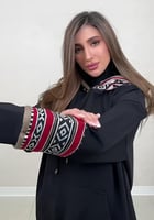 هودي شتوي سدو مطرز بتفاصيل انيقة