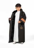 فروة ولادي بلون الاسود مع جلد بيج