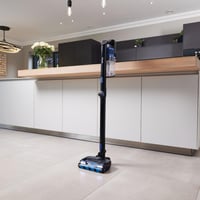 مكنسة لاسلكية Shark DuoClean للحيوانات الأليفة ومق...