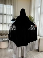 نوع القماش كريب والقماش المشجر لنن مخلوط