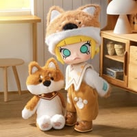 Molly Hugging 1/8 Figure