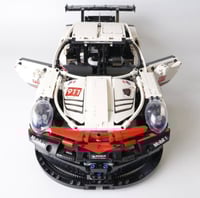 porsche 911 RSR