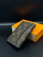 محفظة لويس فتون