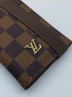 محفظة لويس فتون