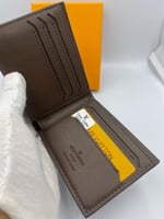 محفظة لويس فتون