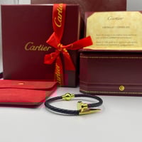 إساورة جلد اسود