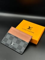 كارد هولدر - لويس فيتون