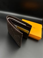 محفظة لويس فتون