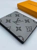 محفظة لويس فتون