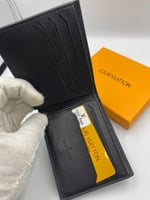 محفظة لويس فتون