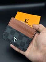 كارد هولدر - لويس فيتون