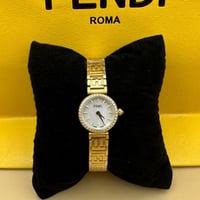 ساعة فندي نسائي فصوص