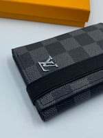 محفظة لويس فتون