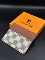 كارد هولدر - لويس فيتون