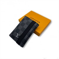 محفظة لويس فتون