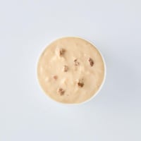 برامي اظرف الدجاج المهروس اطعمة رطبة للقطط في منتص...