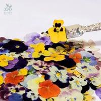 ورد تزيين قابل للاكل والشحن