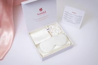 مجموعة حرير السندال - أف وايت | نعومة وفخامة حرير...