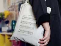 توت باق Tote bag من القطن بتصميم ورقة موسيقية ضوء...