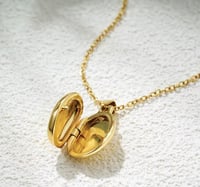 قلادة ذهبية مميزة | مقاومة للصدأ