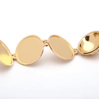 تعليقة سيارة (٤ صور)