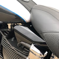 واقي حرارة المحرك من HogWorkz لون اسود لدراجات هار...