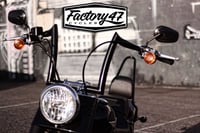 Classic هاندل بار اسود من Factory 47 انش 12 سوفتيل...