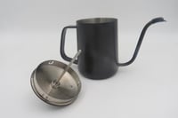 إبريق التقطير ، مع مقياس حرارة