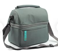 شنطة كفة لأدوات القهوة رمادي بعلامة بني