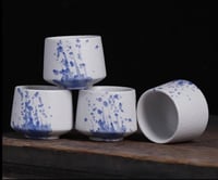 كوب سيراميك - 180 مل ابيض بعلامة زرقاء